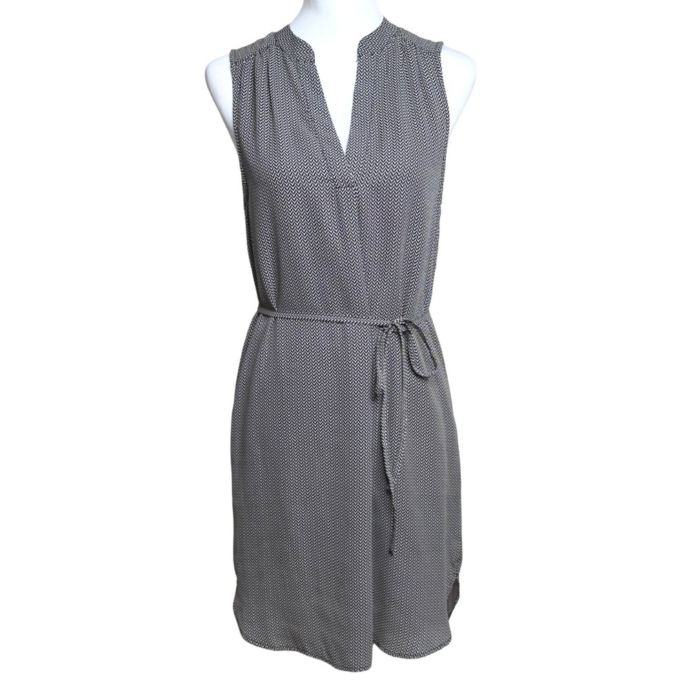 H&M Chevron Sleeveless Tie Waist V-Neck Black White Women Dress 6‎